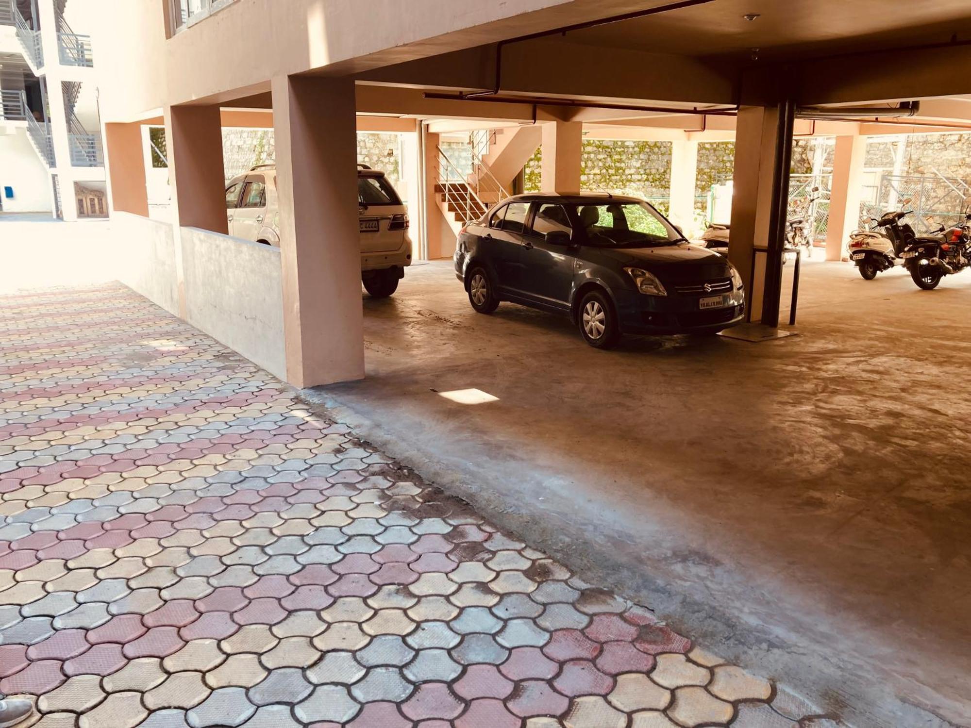 Tata Vista Resort Mall Road Manali - Centrally Heated & Air Cooled Eksteriør billede